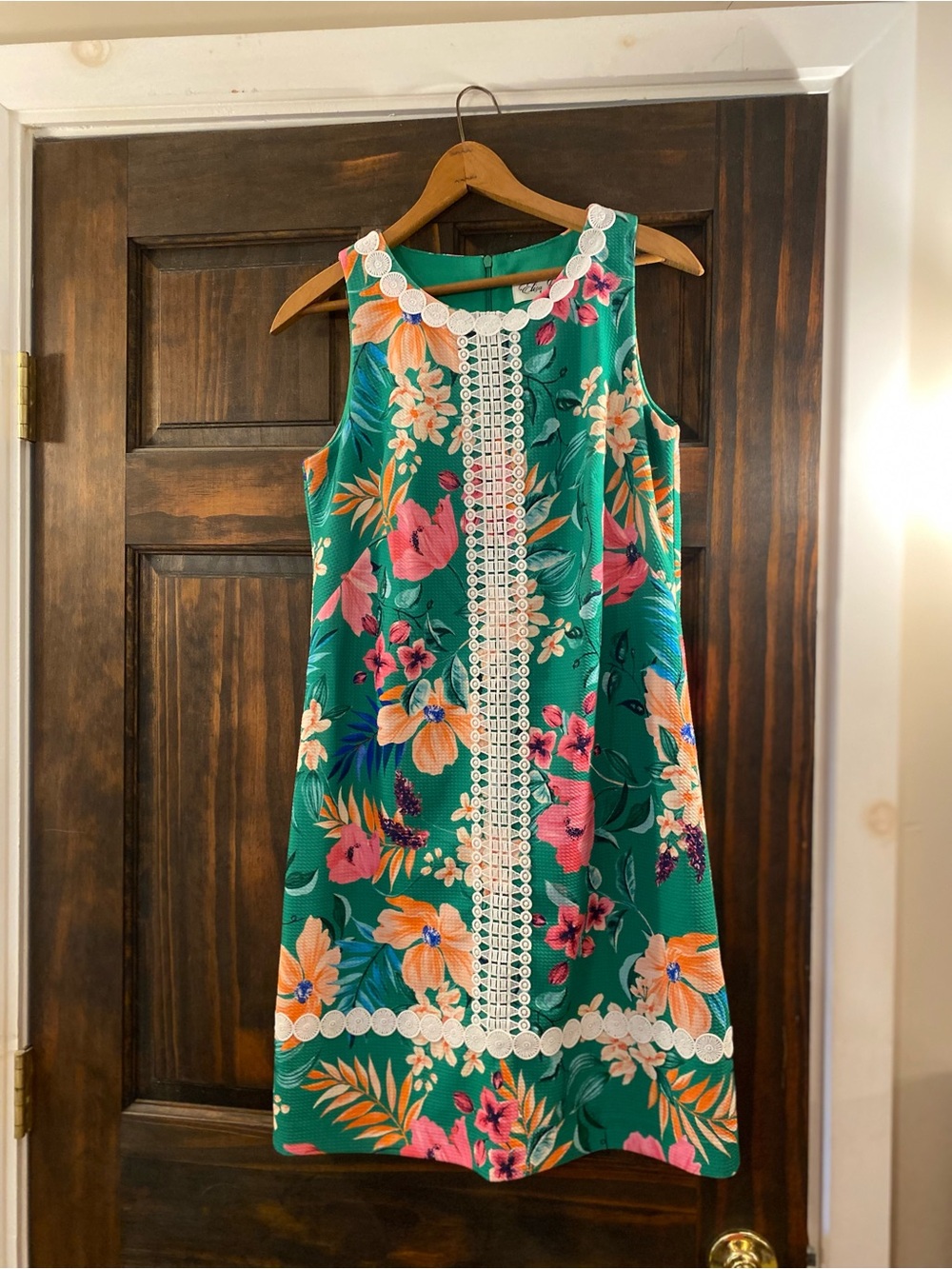 Eliza J Sleeveless Teal Floral Shift Dress with White Lace Trim